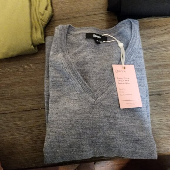 Quince Reselling Packages- $8.40 per item plus shipping 5 lbs - Picture 6 of 10